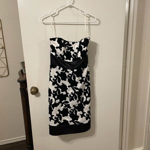 Black and white WHBM cocktail dress. Size 10